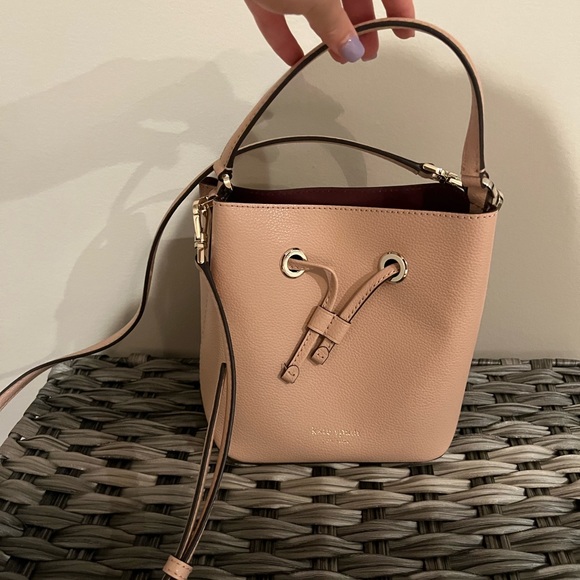 NEVER USED KATE SPADE BAG - Picture 1 of 2